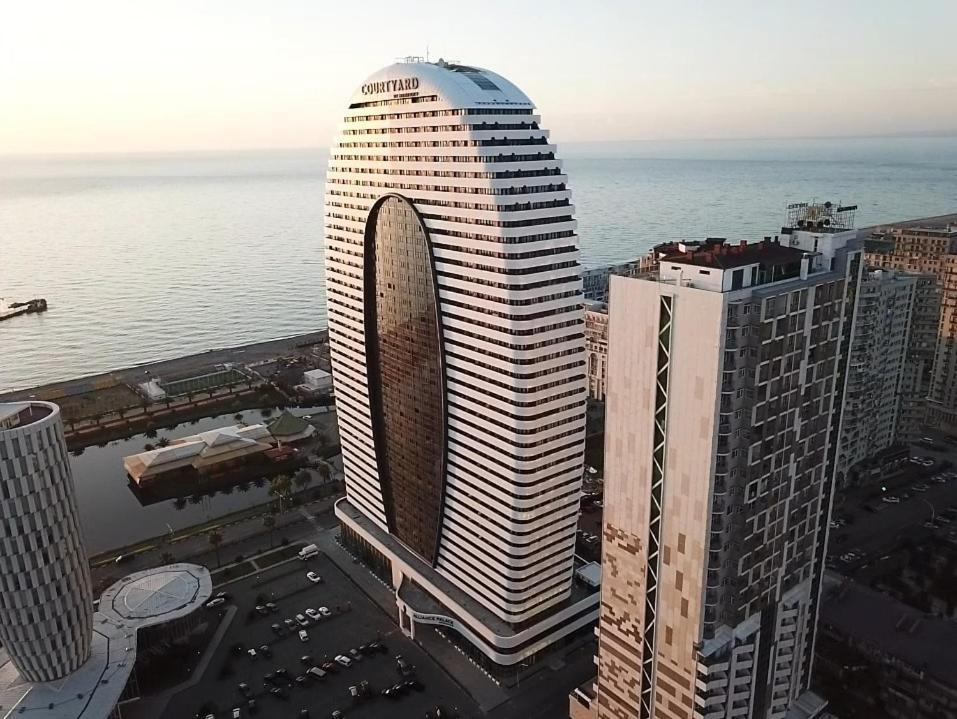 Alliance Palace Sea View Apartament
